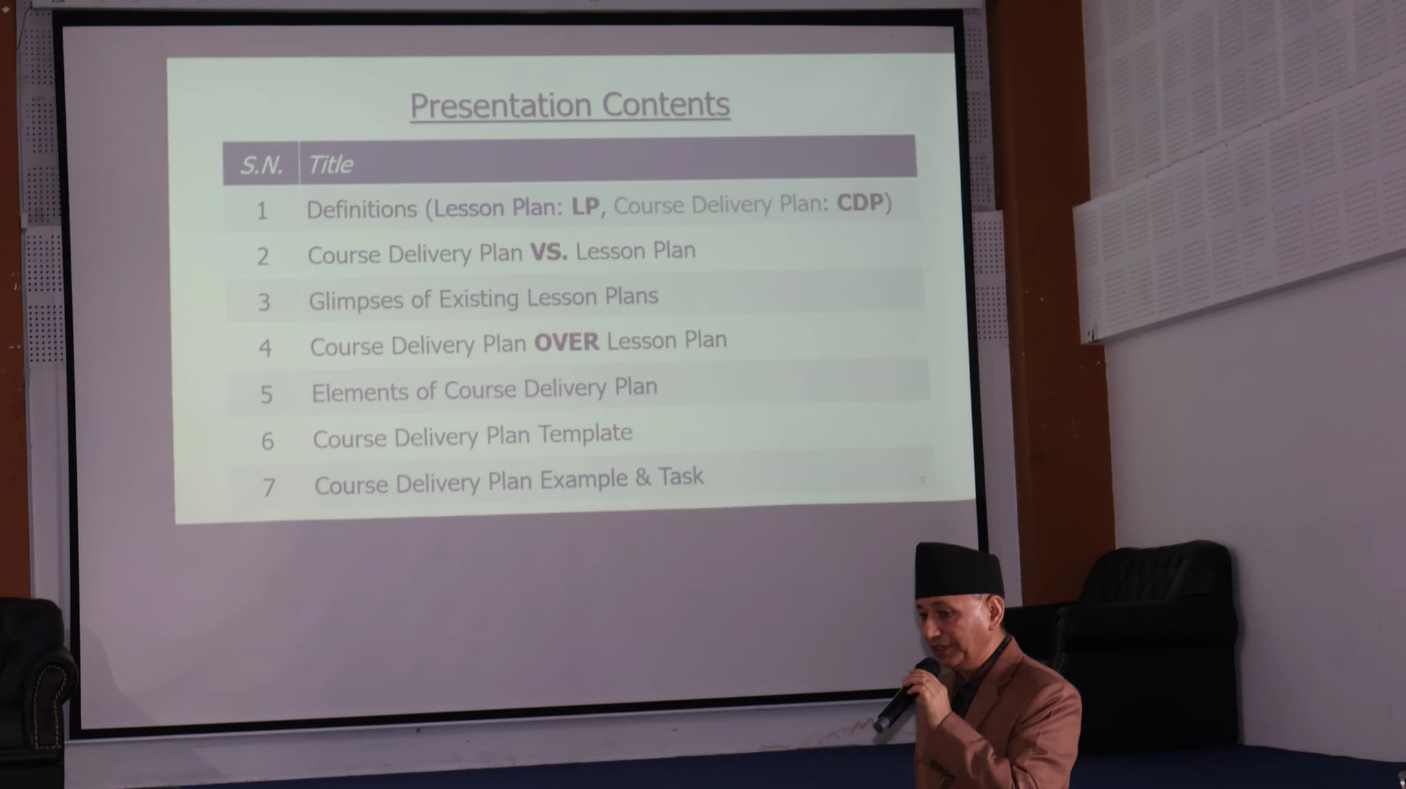Faculty Workshop on “Preparing Effective Research Proposals”. — photo 9