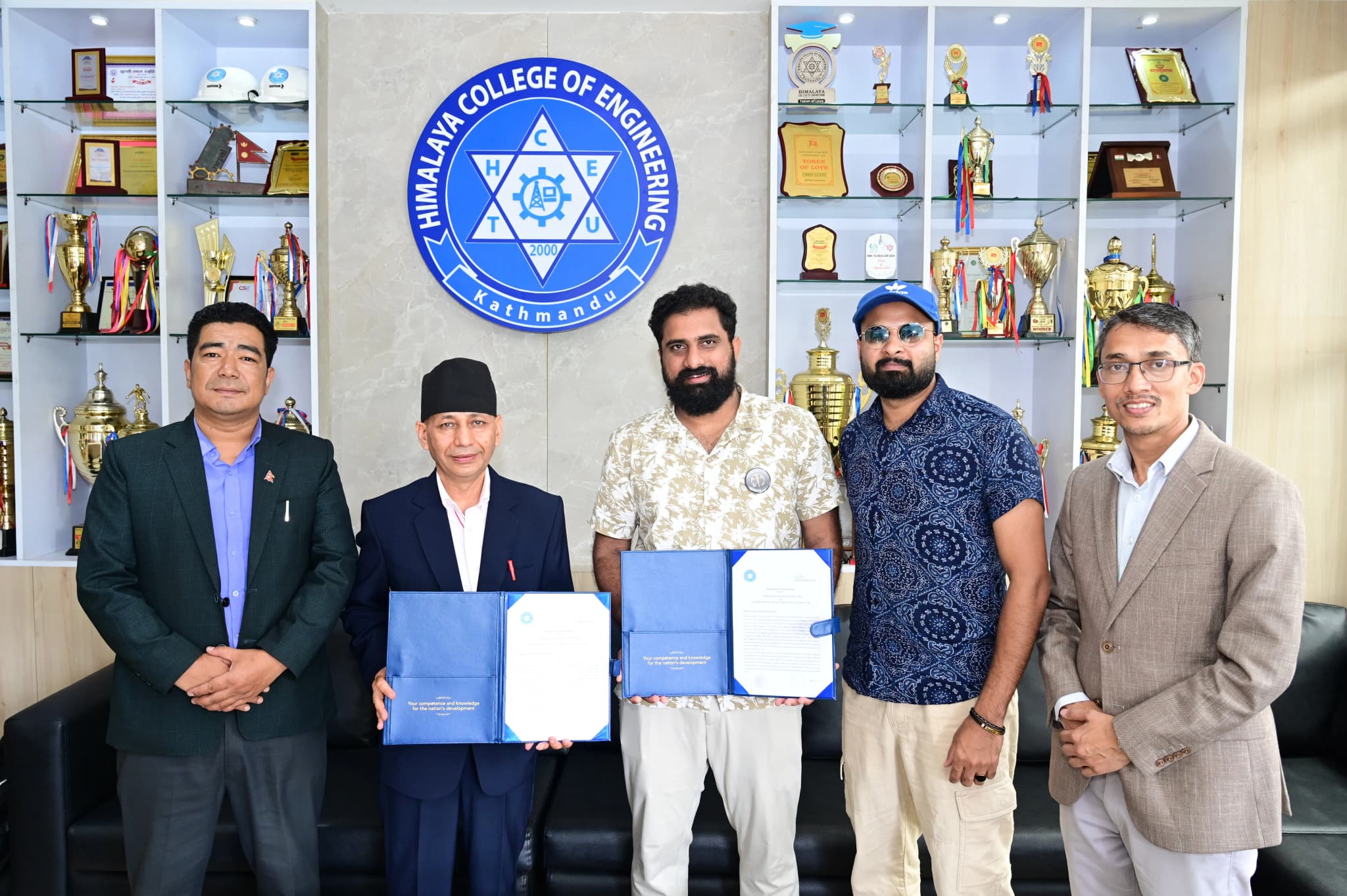 MoU signed between "Himalaya College of Engineering", Nepal and "Eranad Knowledge City College of Architecture",India