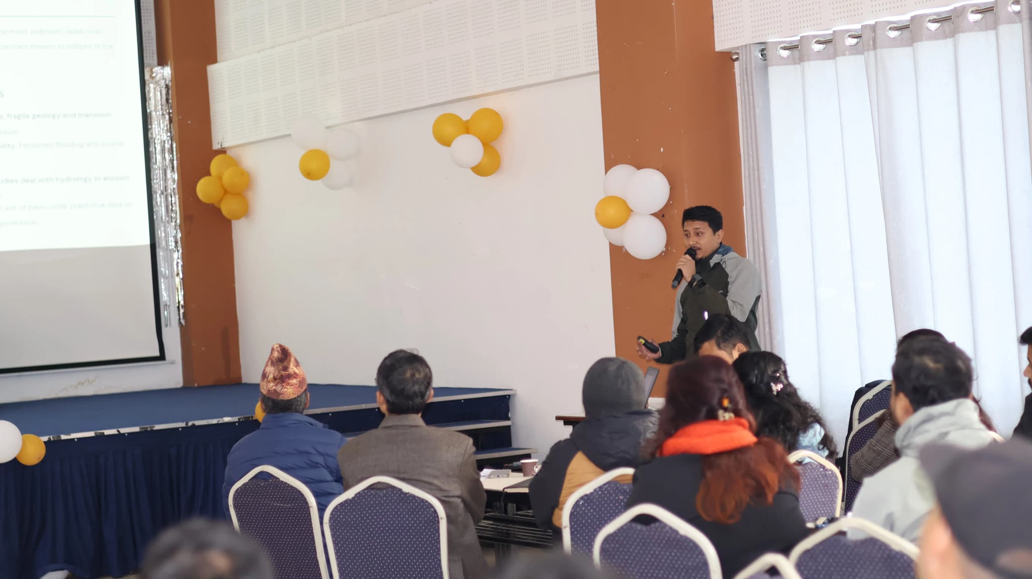 Faculty Workshop on “Preparing Effective Research Proposals”. — photo 15